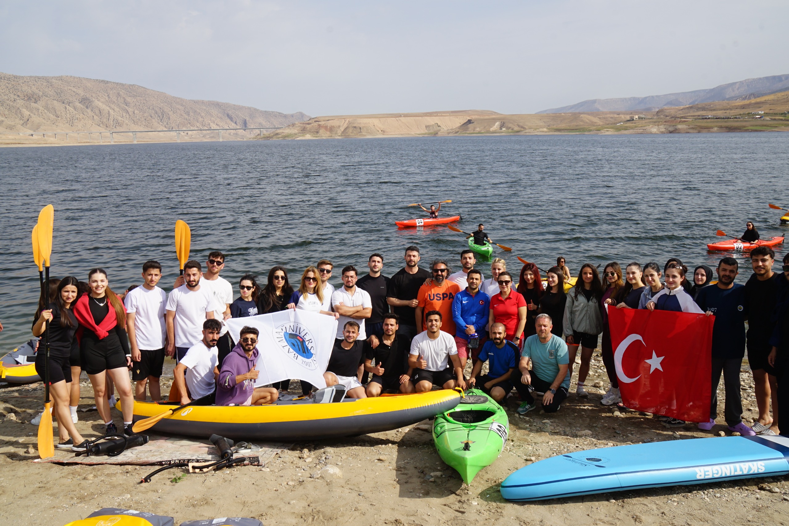 Tarihin Kalbinde Suya Açıldılar Öğrenciler Hasankeyf’te Kano Ve Sup Heyecanı Yaşadı (2)