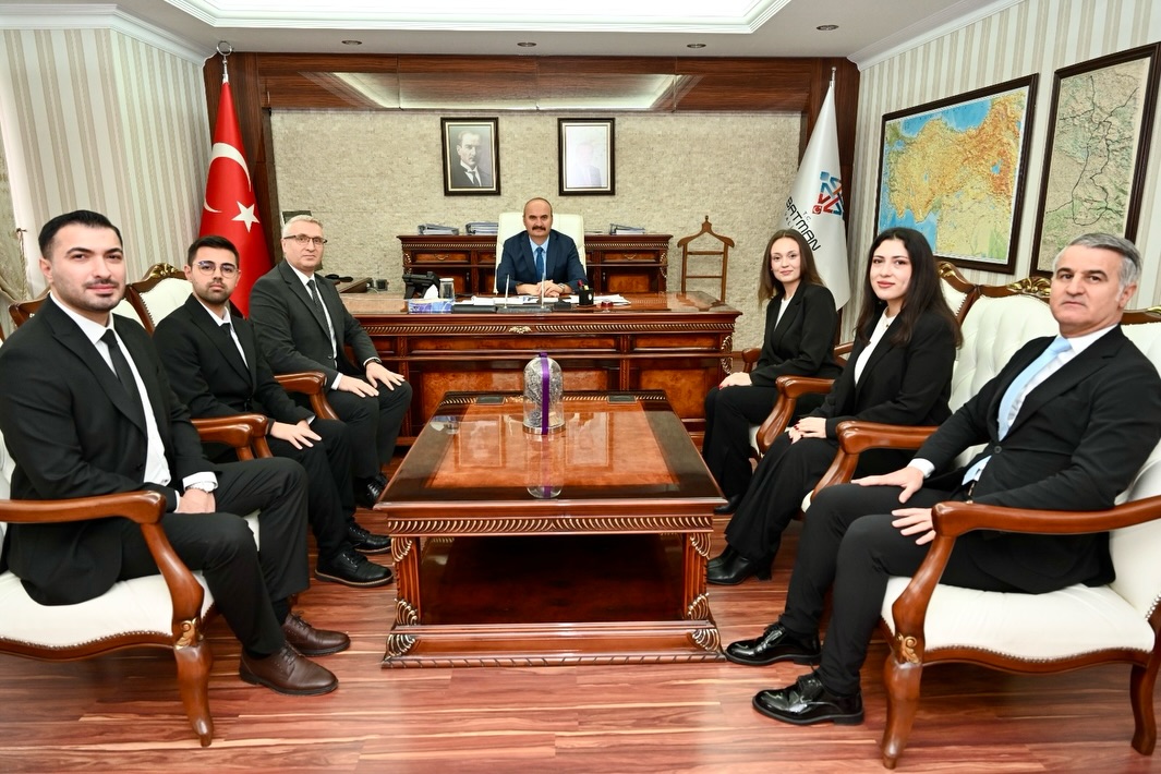 586663172 18340117783227622 2879182141543171304 N