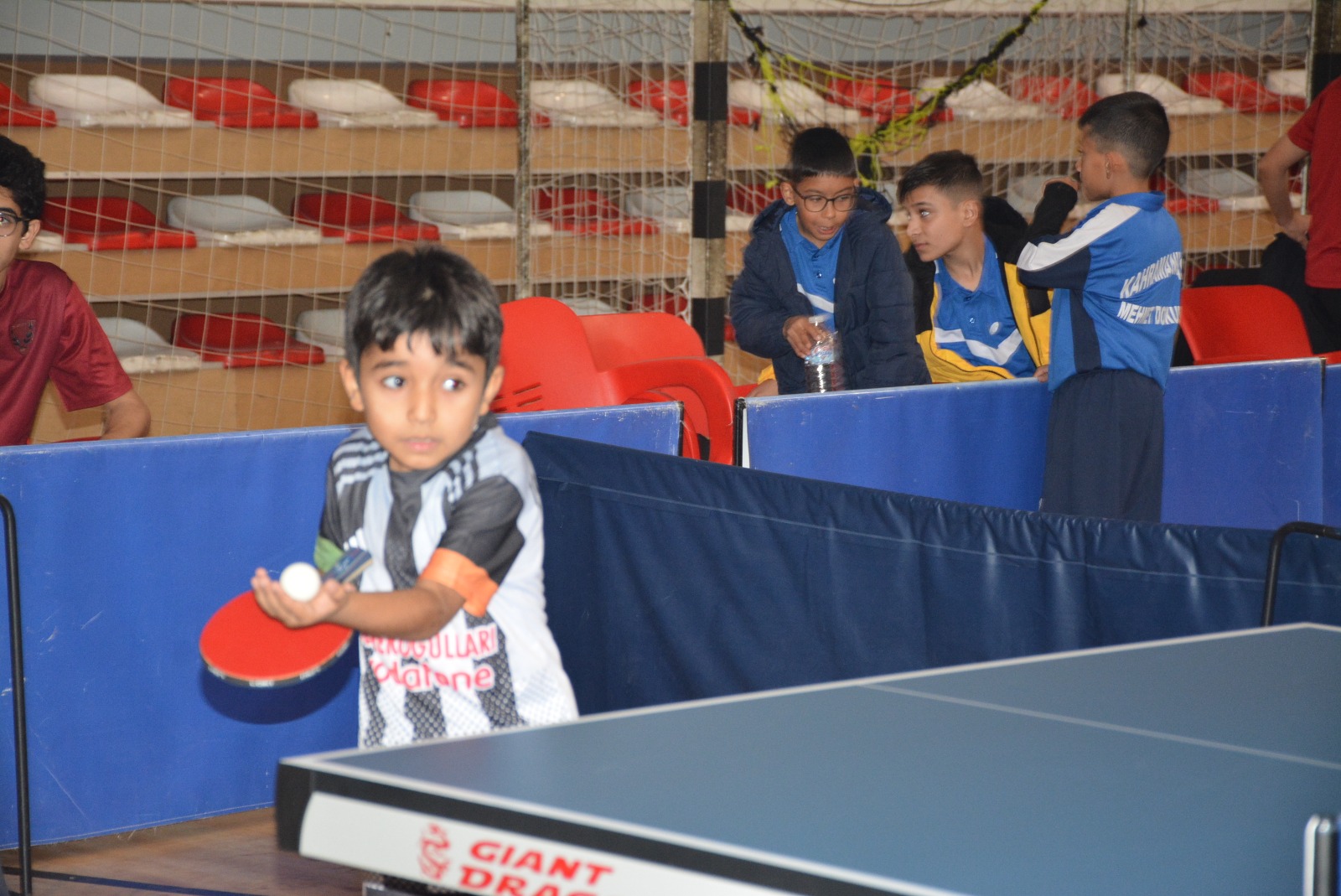 8 Yaşindaki̇ Veysel 1