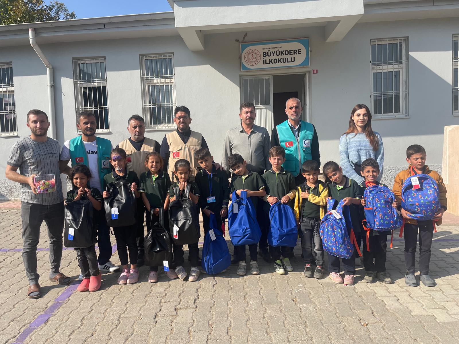 Kişlik Ve Kirtasi̇ye Dağitimi (4)