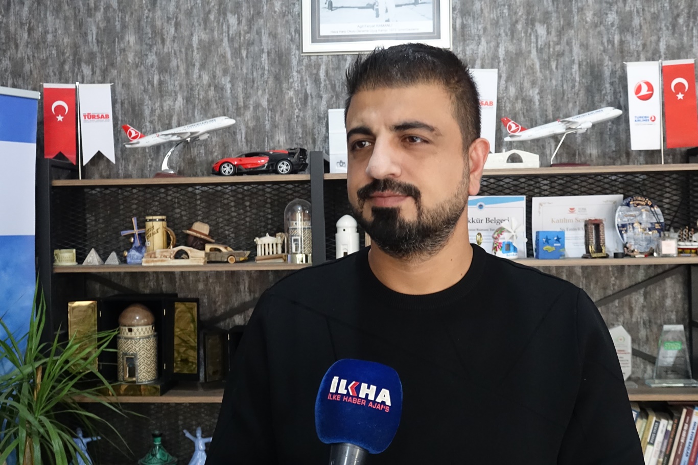 Aa282768 7F3B 4Fbb A96B 9D577F00Ee77