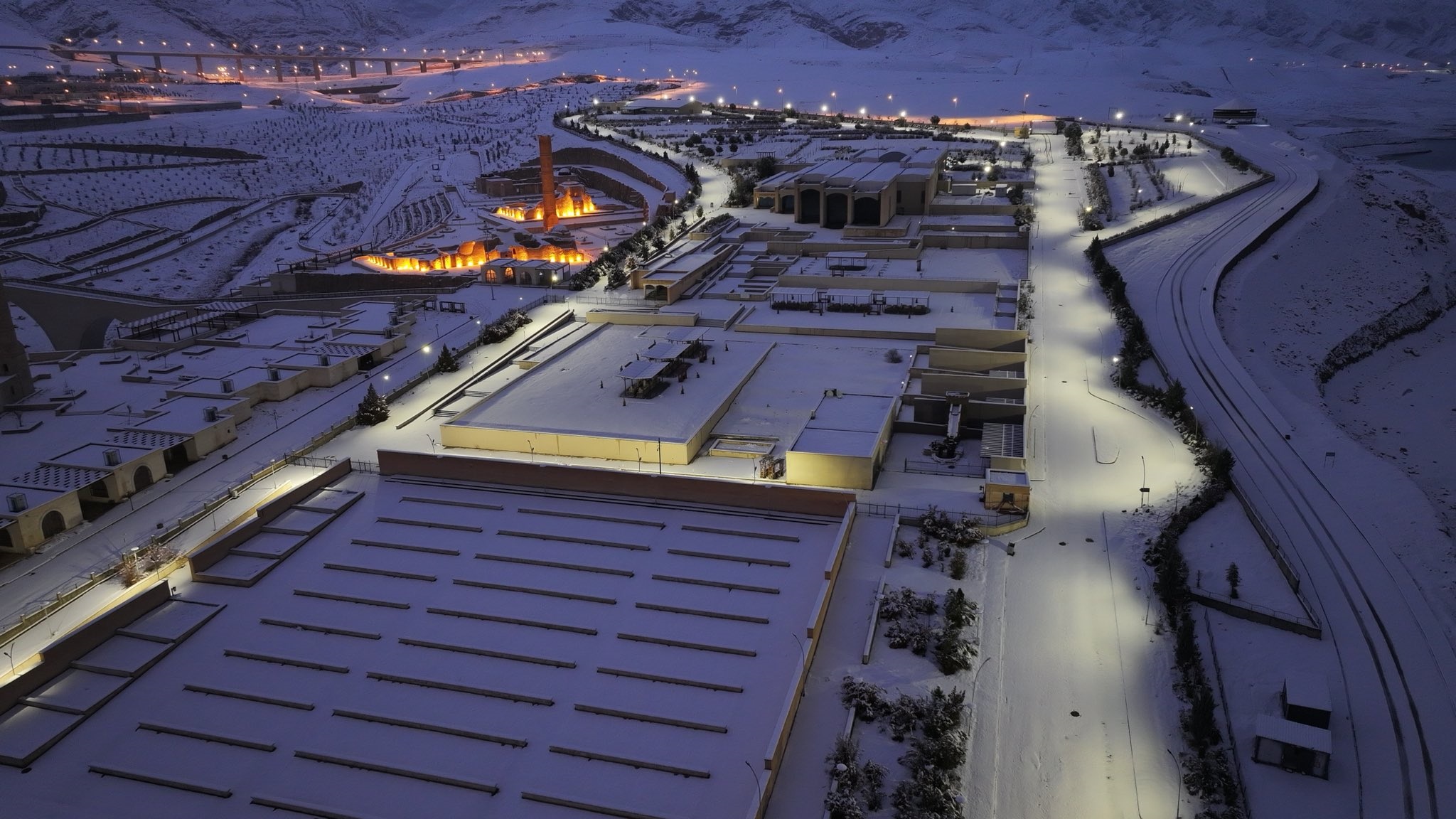 Kar, Hasankeyf’e Bir Kez Daha Cok Yakisti (3)1-1