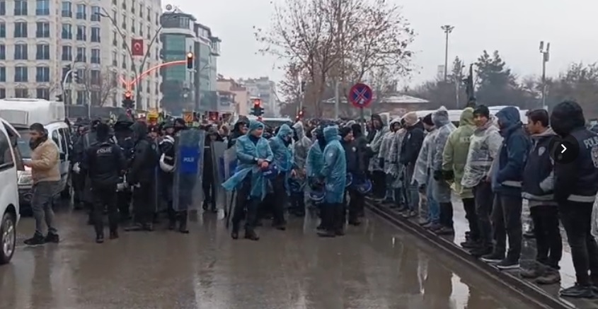 Batman’da Rojava’ya Destek Yuruyusu (1)