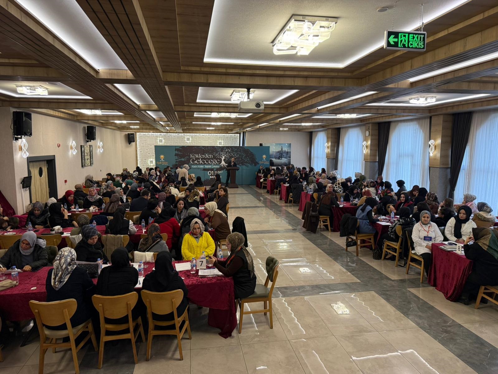 Ak Parti Batman’da Kadinlardan Guc Gosterisi (2)1