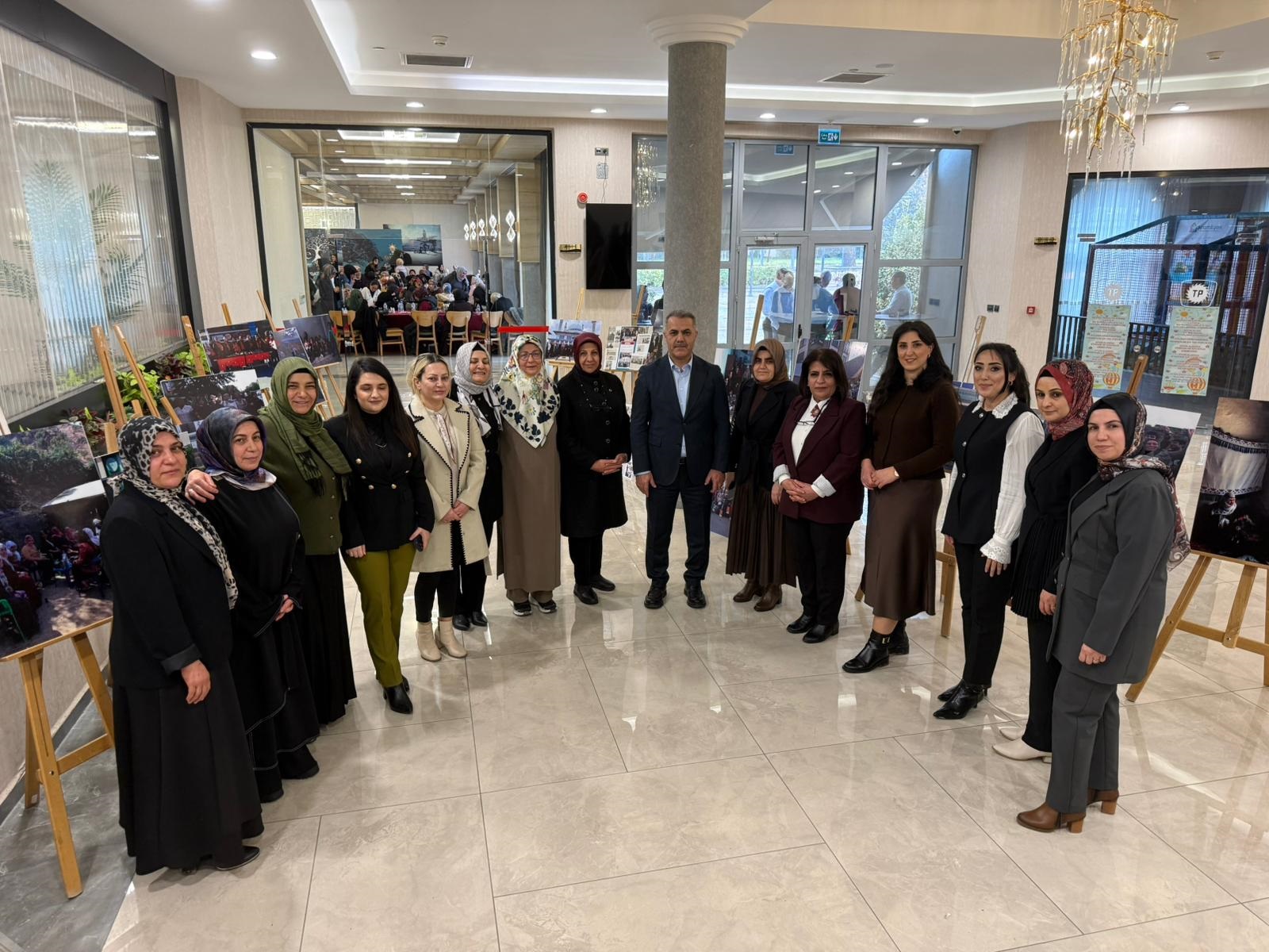 Ak Parti Batman’da Kadinlardan Guc Gosterisi (3)1