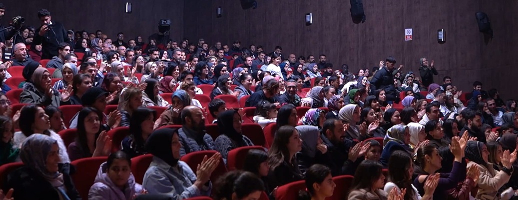 Sanatseverler Batmanda Halk Müzigi Konserinde Bulustu 2