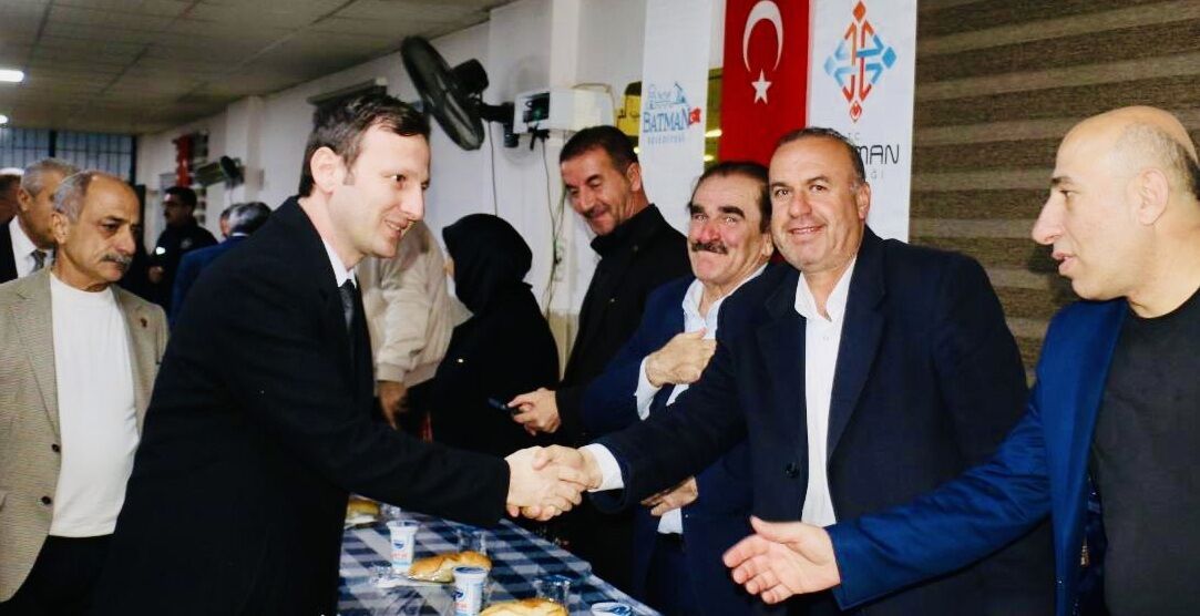 Huzur Mahallesinde Ramazan Bereketi Sofralar Kuruldu Gonoller Bir Oldu 1