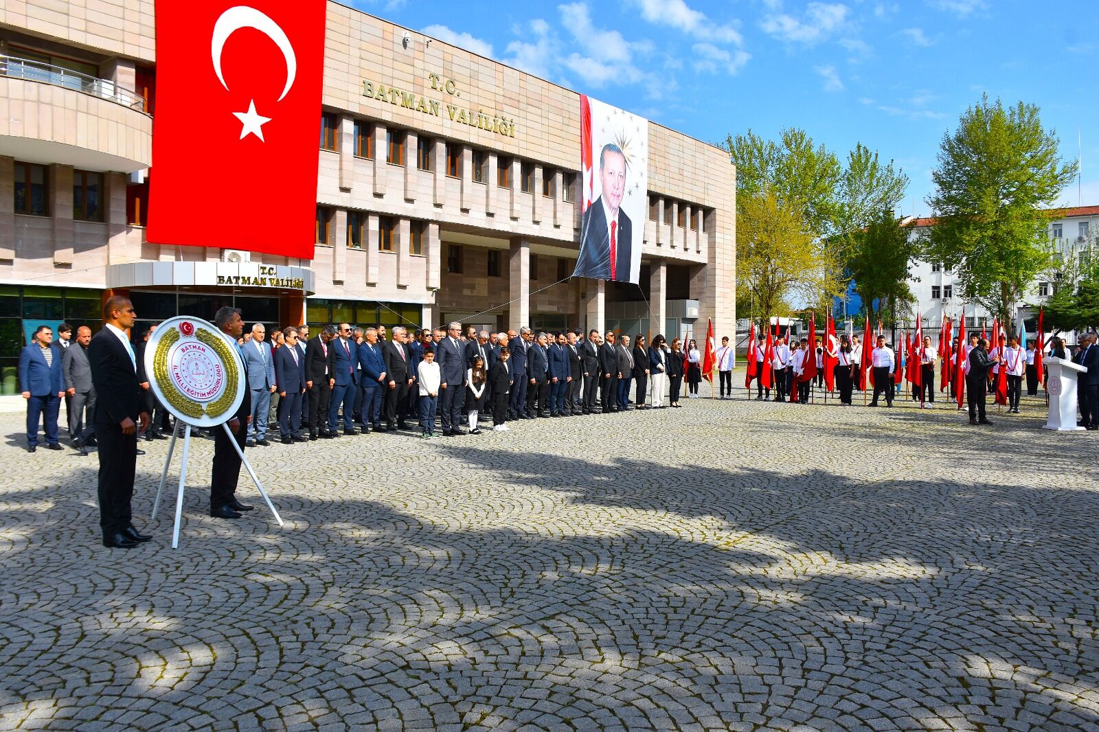 Batman’da Egemenliğin Sembolü Bayram Törenle Başladı (1)