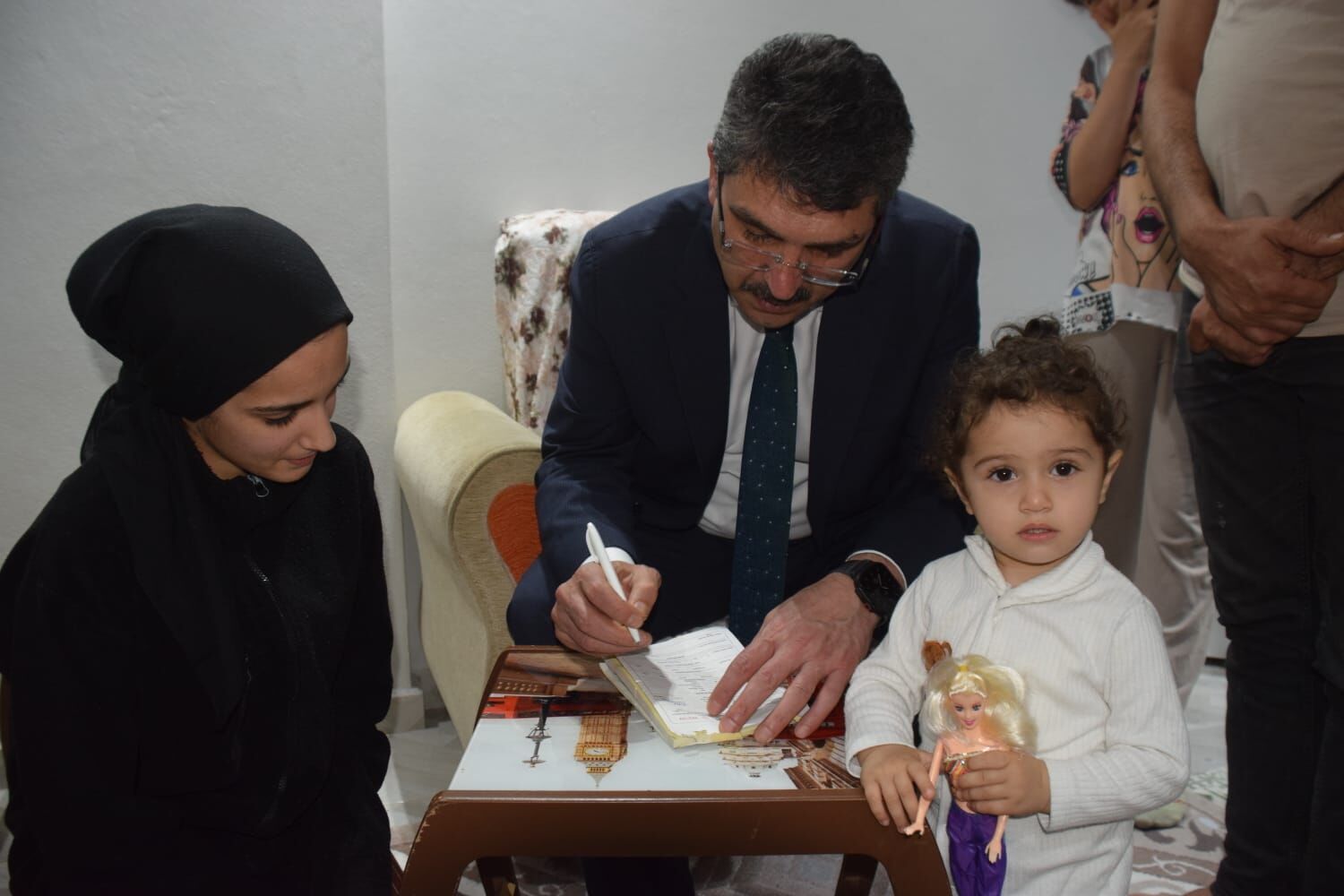 Erdoğan İmzalı Belgeler Batman’da Sahiplerini Buldu! (1)