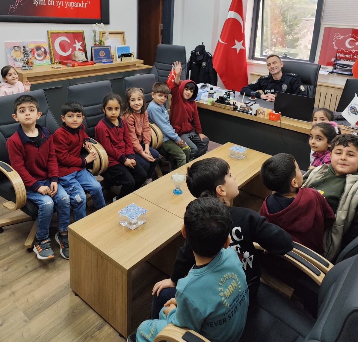 Geleceğin Koruyucuları Emniyetle Buluştu (2)