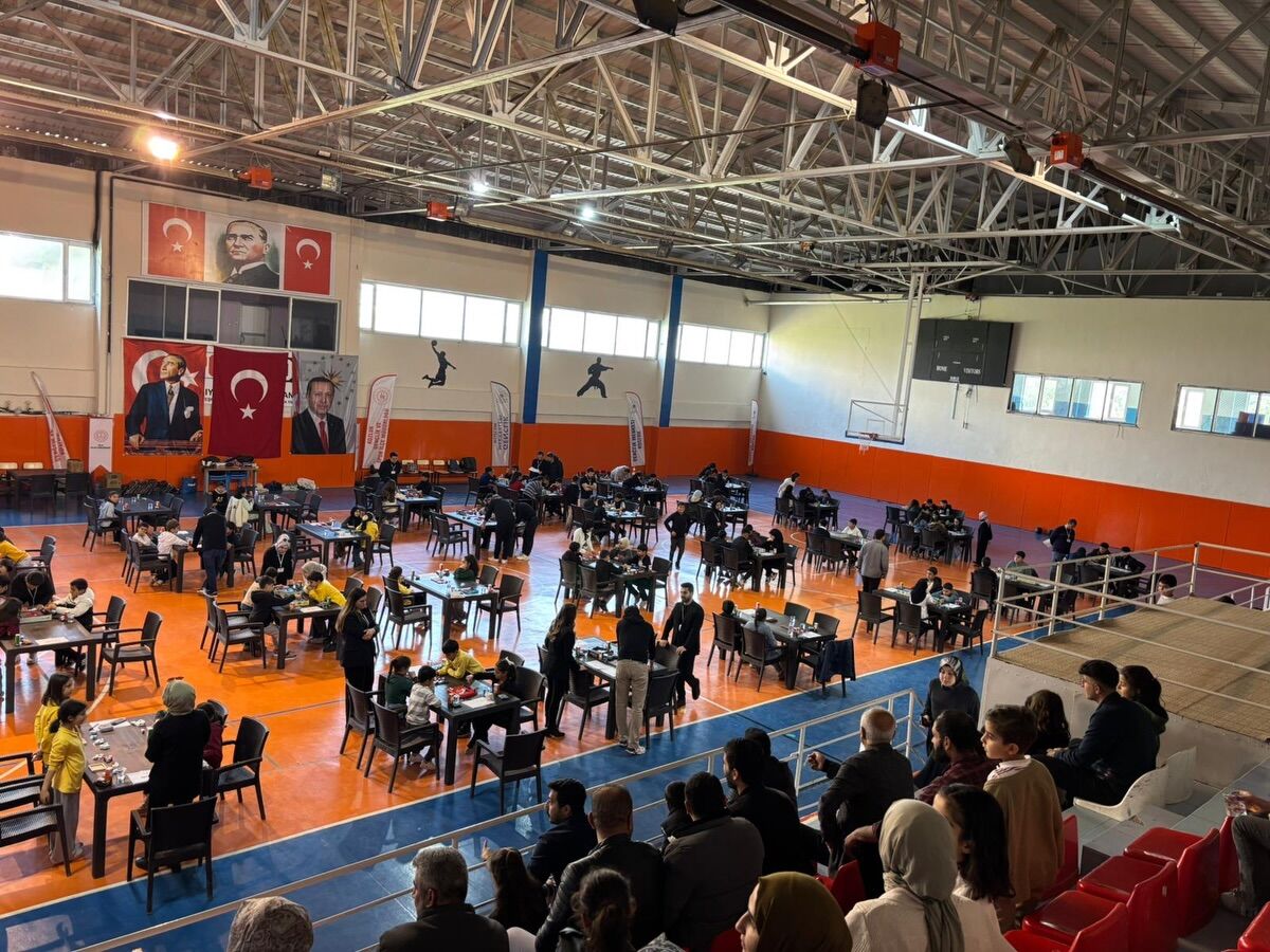 Kozluk’ta Zeka Şöleni 121 Öğrenci Kıyasıya Yarıştı (2)