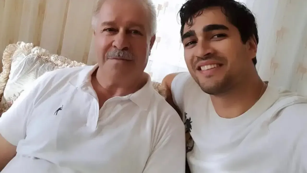 Mert Ramazan Demir Ailesi Kim 3