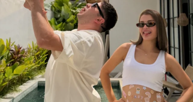 Selen Ozyurt Hamile Mi Kac Ayl 8F0F0B857F 8380 1 M