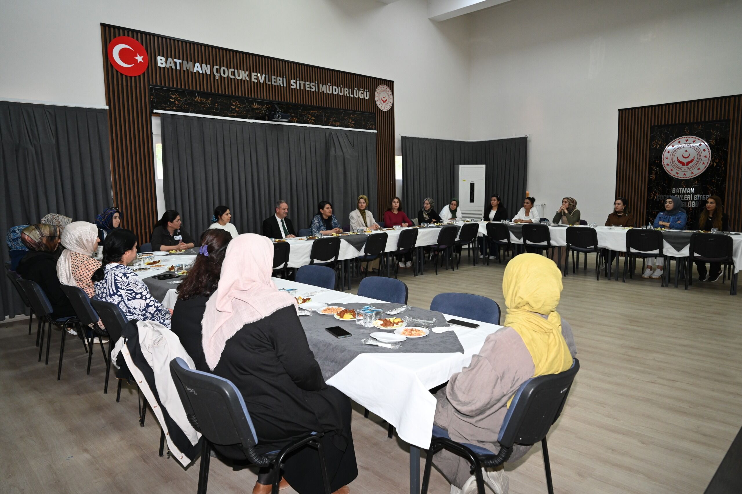 Dr. Ayten Canalp’ten Çocuk Evleri’nde Duygulandıran Anneler Günü Mesajı (2)
