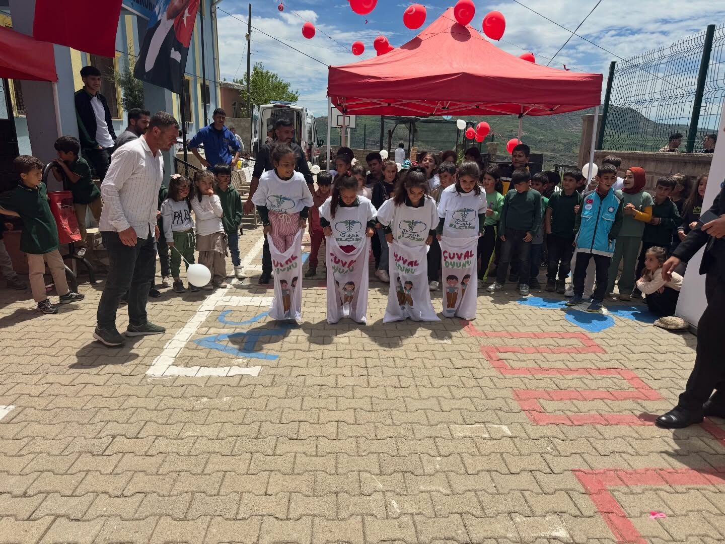 Kozluk’ta Güçlü Yarınlar İçin Sağlıklı Çocuk, Sağlıklı Gelecek Etkinlği (1)