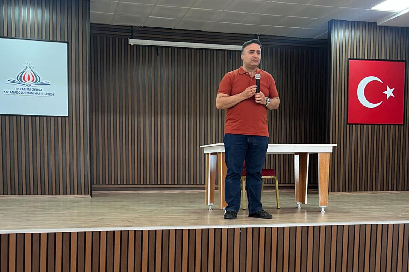 Stanford Listesindeki Bilim İnsanı Batmanlı Öğrencilerle Buluştu (2)