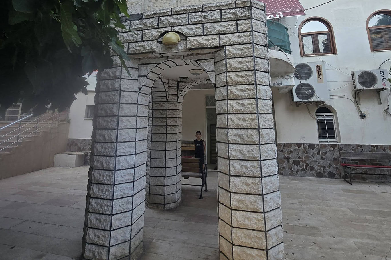 Diyarbakır'ın 4 Ayaklı Minaresini Andıran Yapı Şaşırtıyor (3)