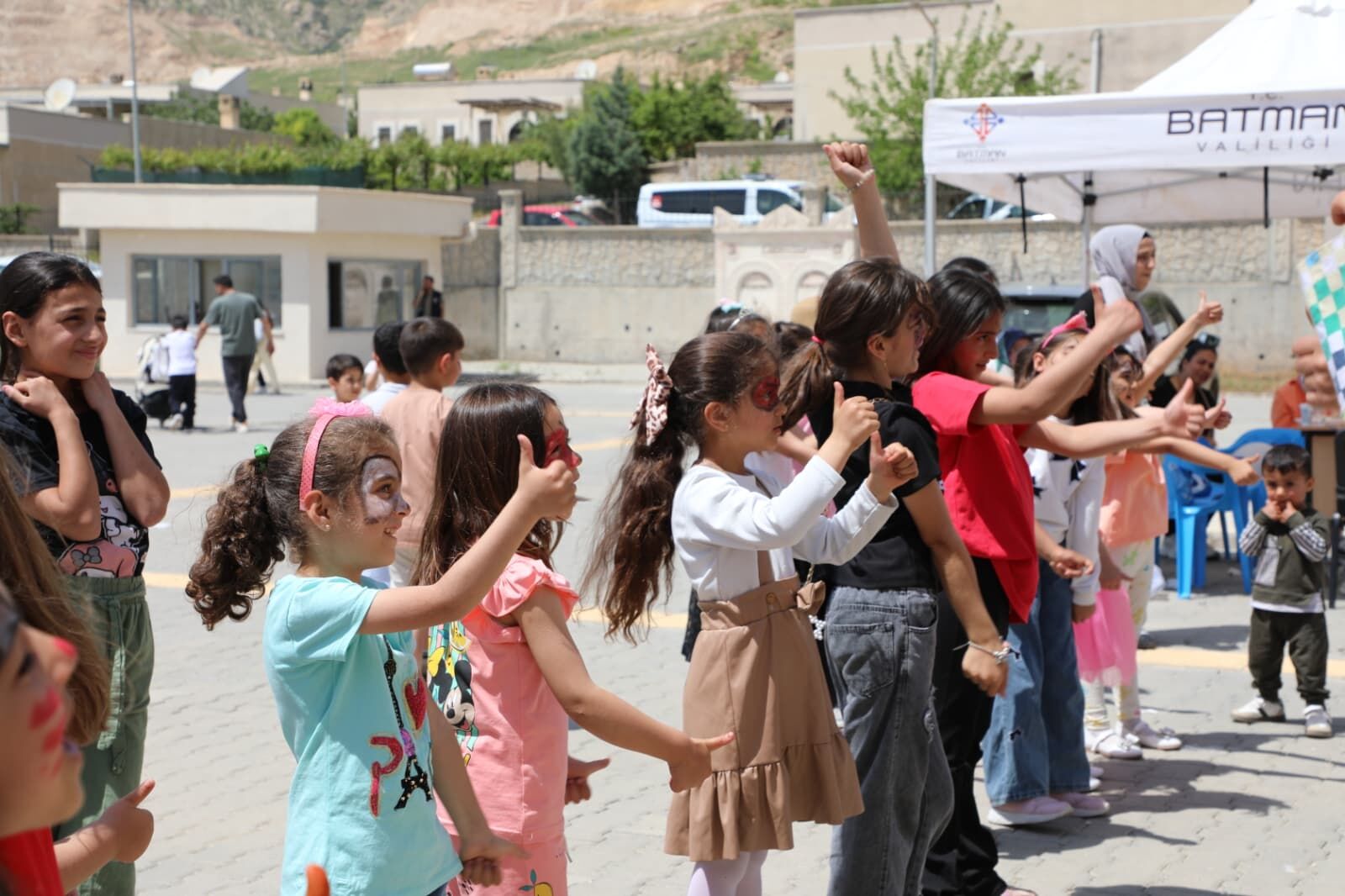 Hasankeyf’te Anneler Yarıştı, Çocuklar Şenlikte Buluştu (1)