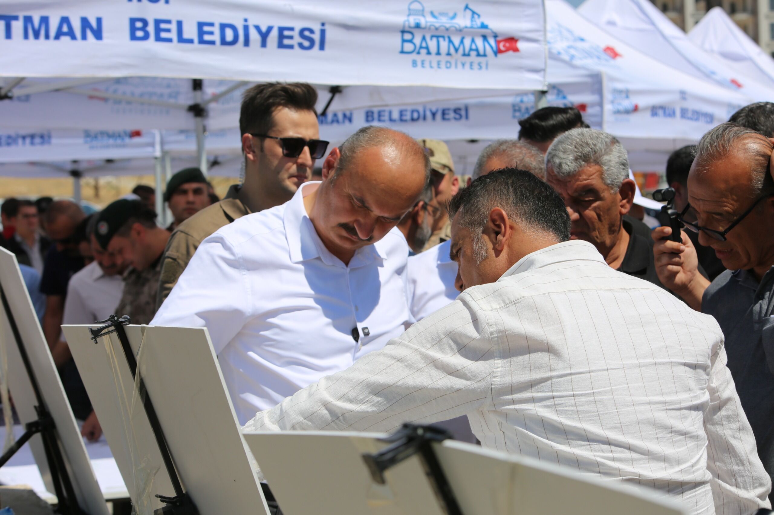 Batman'da Kuzeydoğu Çevre Yolu'nun Temeli Atıldı (1)