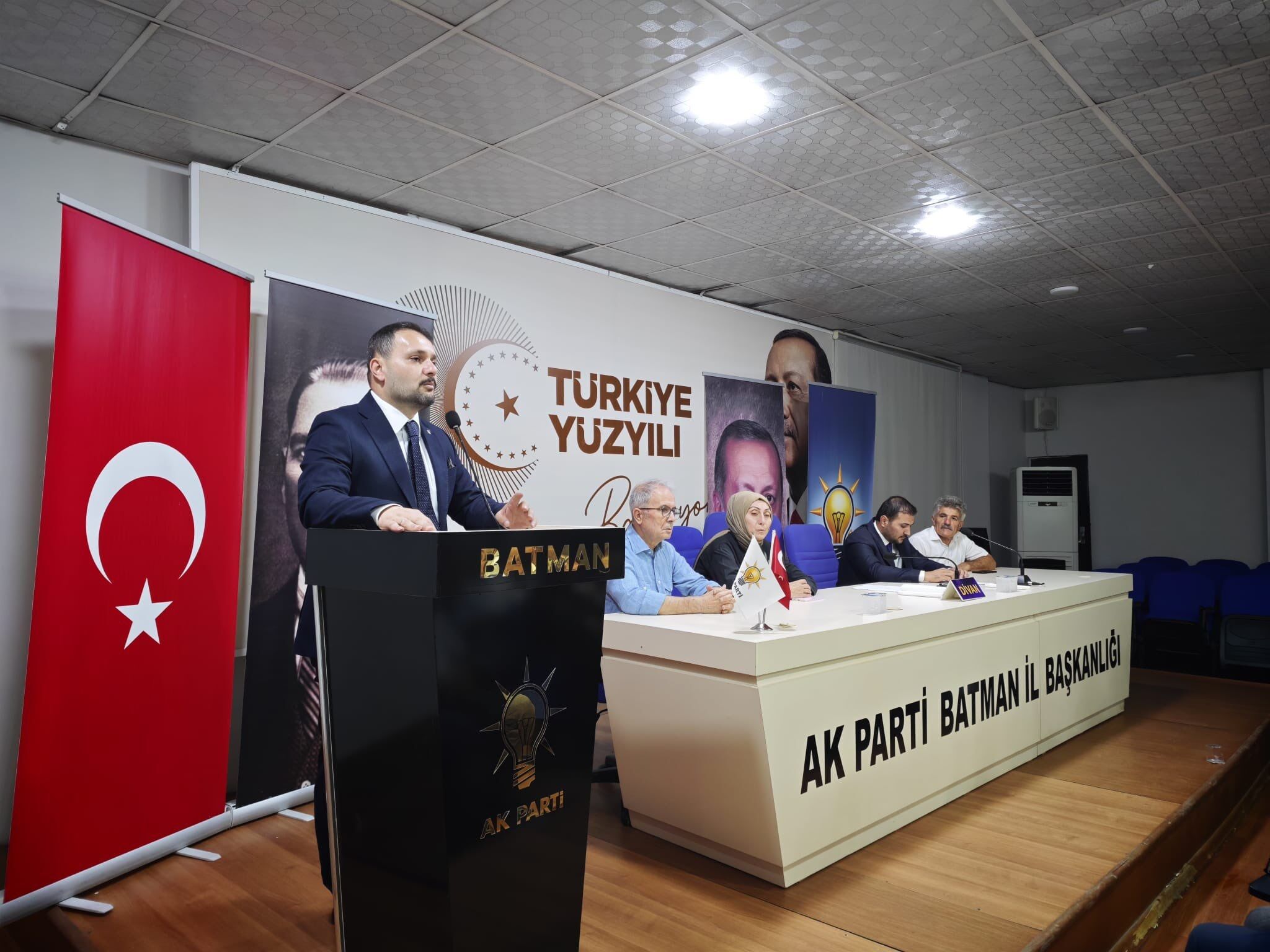 AK Parti Batman’da Ağustos Mesaisi: Teşkilat Sahaya Çıkıyor