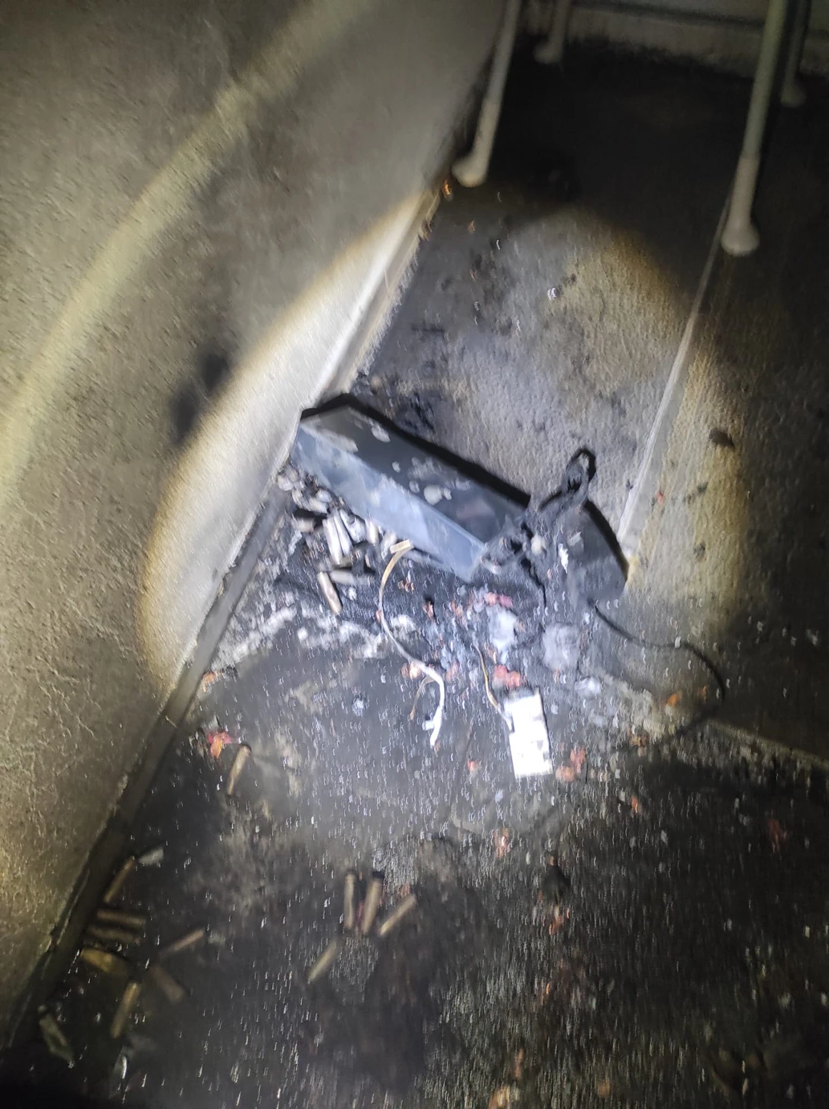 Batman’da Apartman Balkonunda Elektrikli Bisiklet Bataryası Patladı