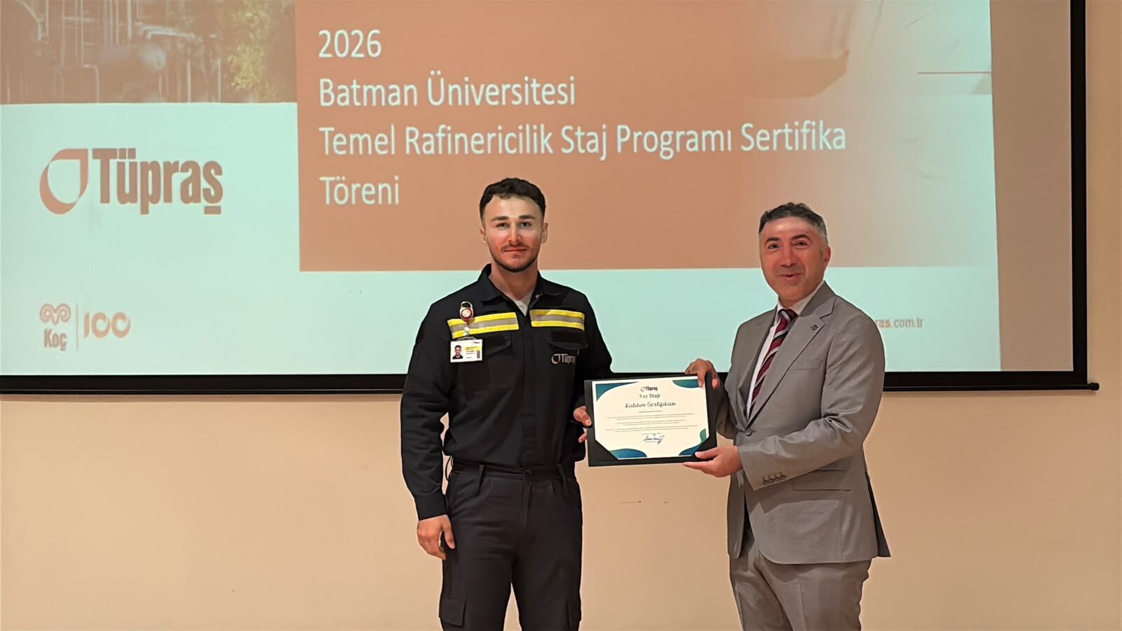 Batman’da Öğrencilere Rafineri Deneyimi! 16 Öğrenci Tüpraş Sertifikası Aldı (2)