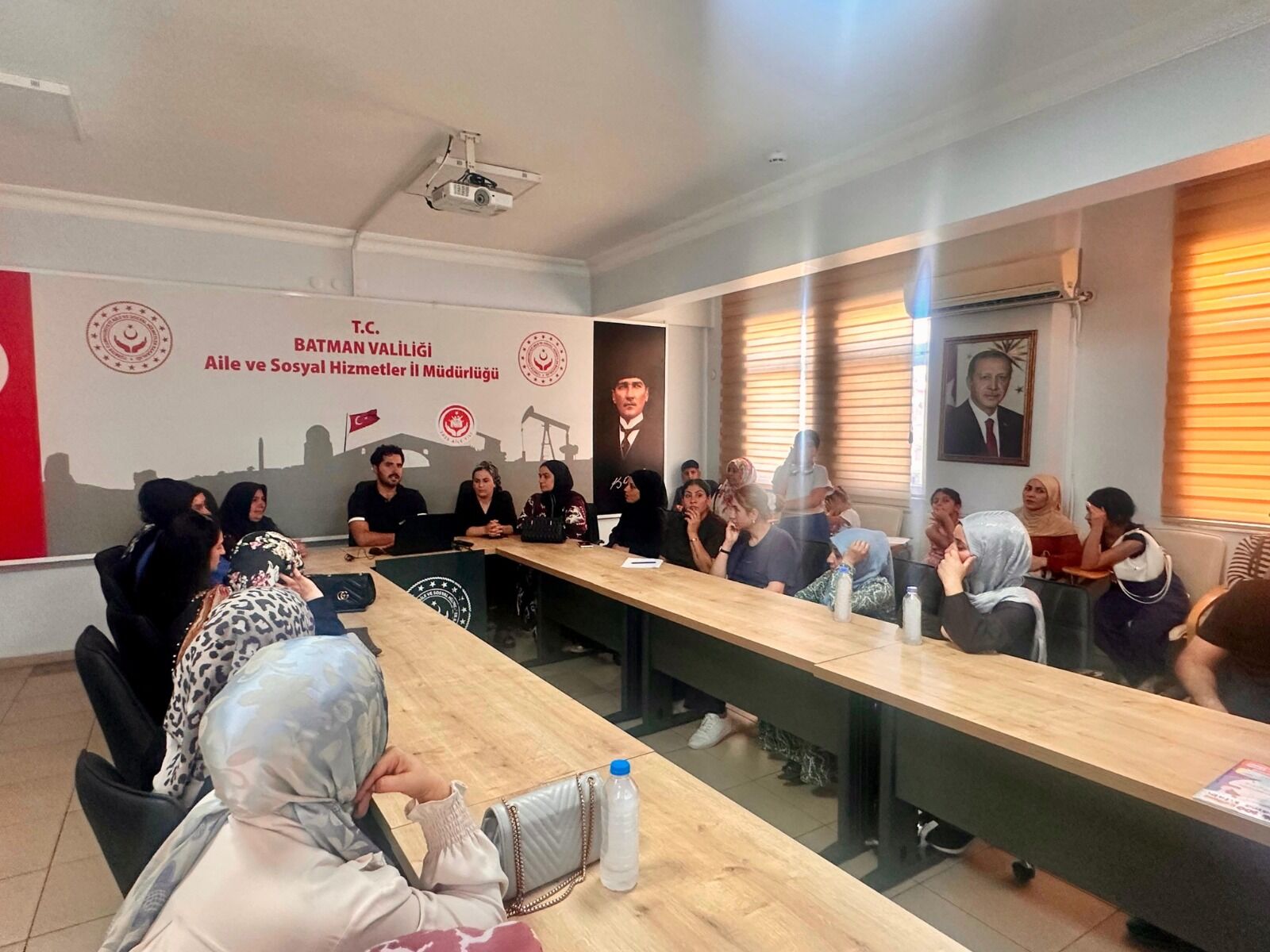 Batman’da Teknoloji Bağımlılığına Karşı Ailelere Dijital Farkındalık Eğitimi