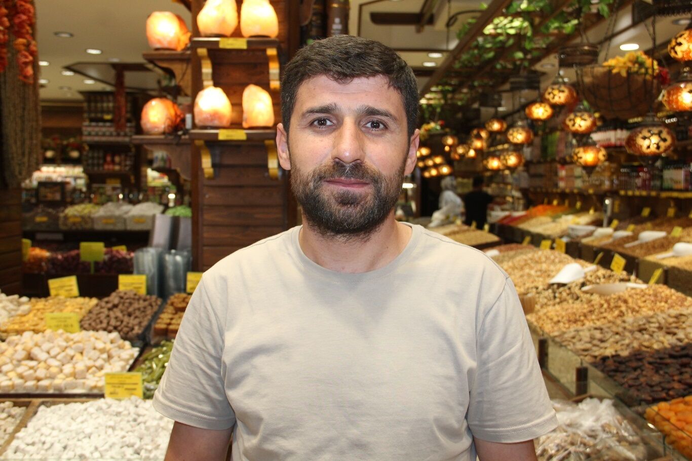 Batman'da Tuz Lambasına Yoğun İlgi! Doğal Ürün Arayışı Satışları Artırdı (2)1