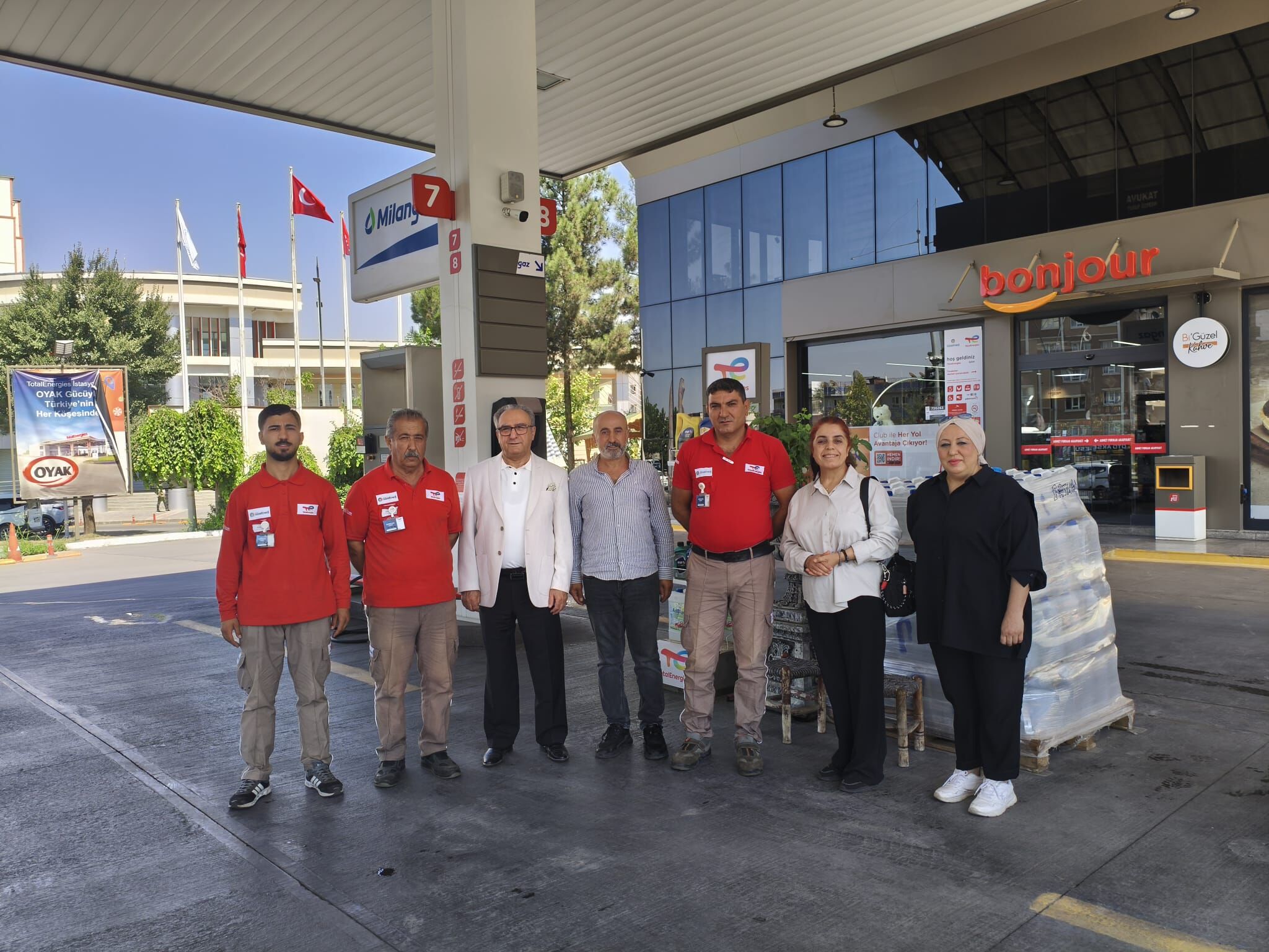 Emeklilere Akaryakıtta Yüzde 4 İndirim