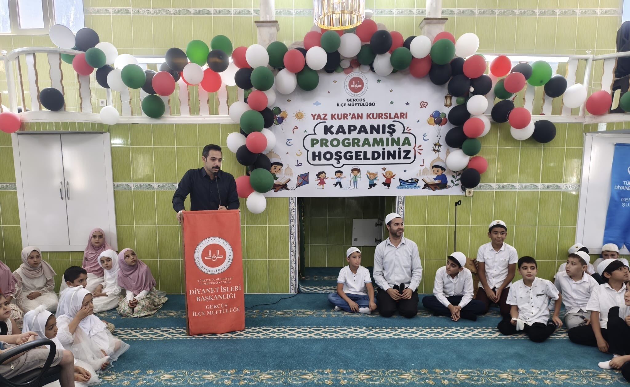 Gercüş’te Yaz Kur’an Kursunda Öğrencilerden Duygu Dolu Kapanış