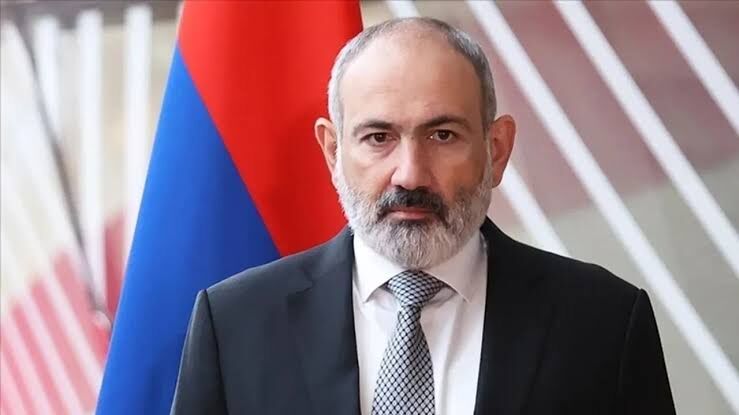Son Dakika: Nikol Paşinyan Ermenistan Başbakanlığından Neden İstifa Etti? Bu Bir Siyasi Kriz mi, Koltuğu Tamamen Bıraktı mı? Yeni Başbakan Kim Olacak?
