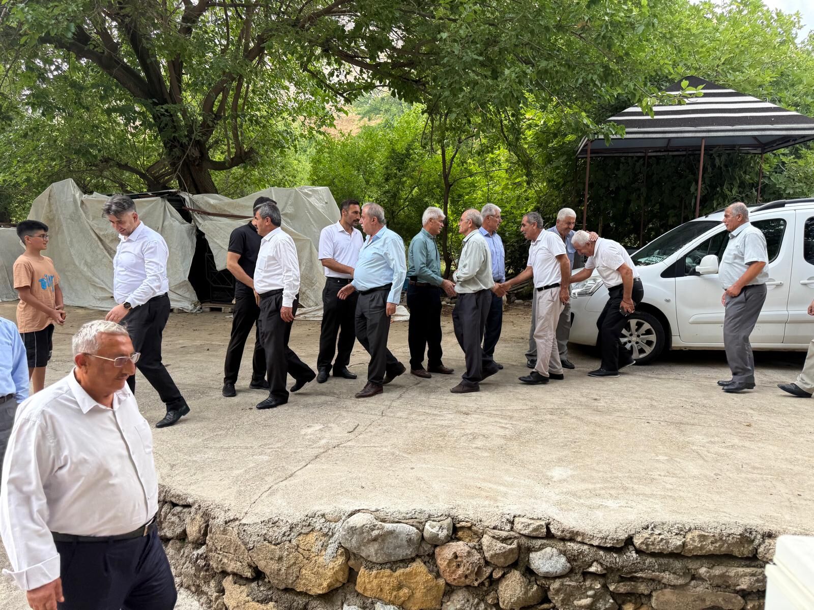 Kozluk’ta Kırgın Aileleri Buluşturan Barış Girişimi Sonuç Verdi (1)