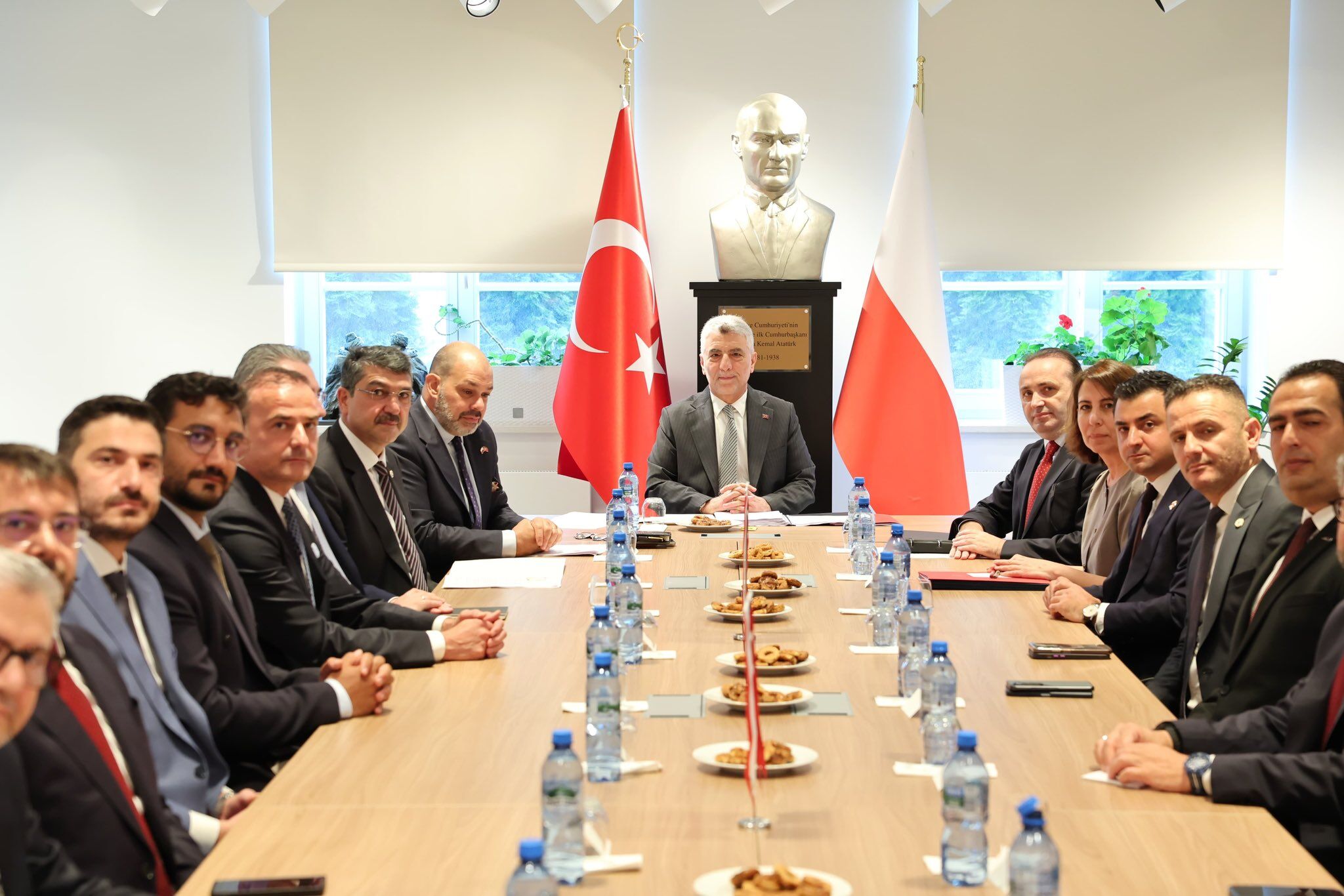 Nasıroğlu Polonya'da İş Dünyasıyla Buluştu