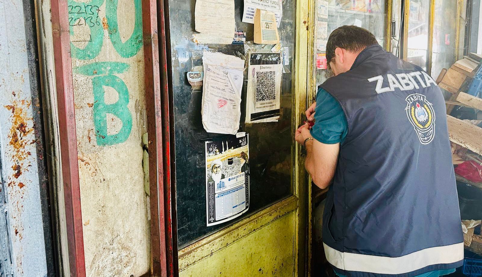 Batman’da Kaldırım İşgaline Geçit Yok 4 İş Yeri Mühürlendi (2)