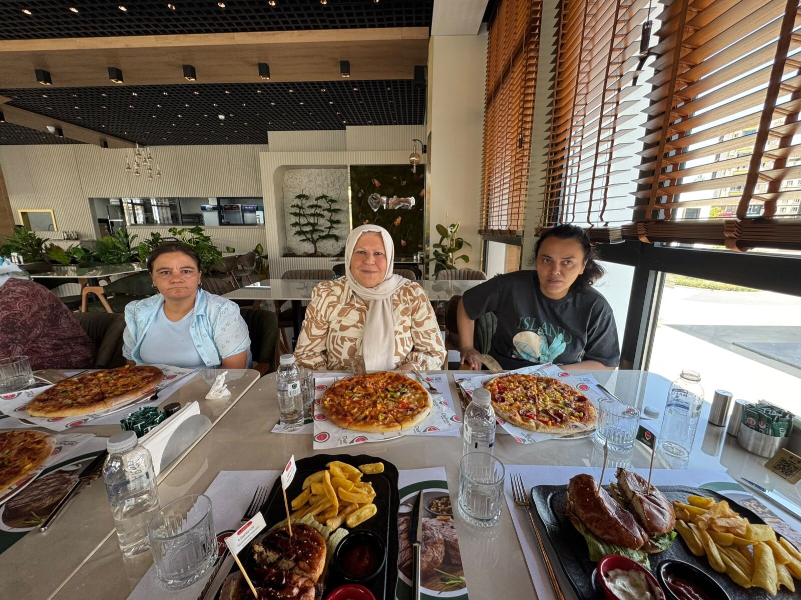 Özel Gereksinimli Bireyler Öğle Yemeğinde Buluştu