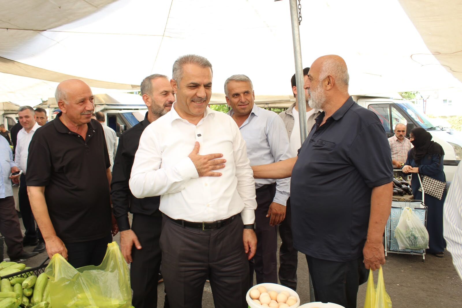 Şansi’den Pazarda Saha Mesajı Siyasetin Merkezi Sahadır (2)