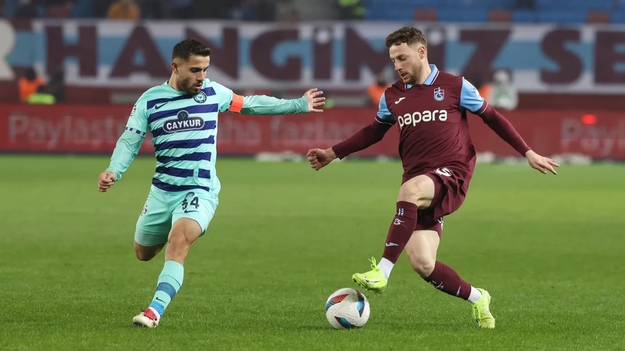 Trabzonspor Rizespor Maçı Ne Zaman? Karadeniz Derbisi Hangi Kanalda? Şifresiz Mi?
