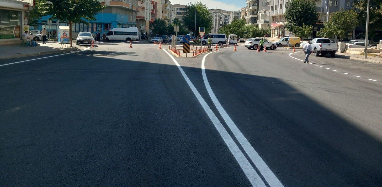 Batman’da Trafik Güvenliği Için Yol Çizgileri Ve Sinyalizasyon Çalışması1
