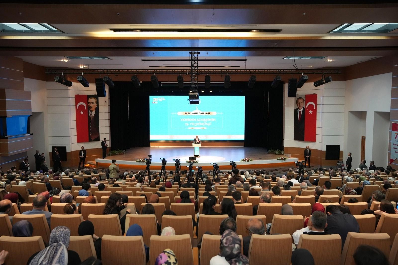 Batman’ın Masal Projesi Türkiye İkincisi Oldu! (1)