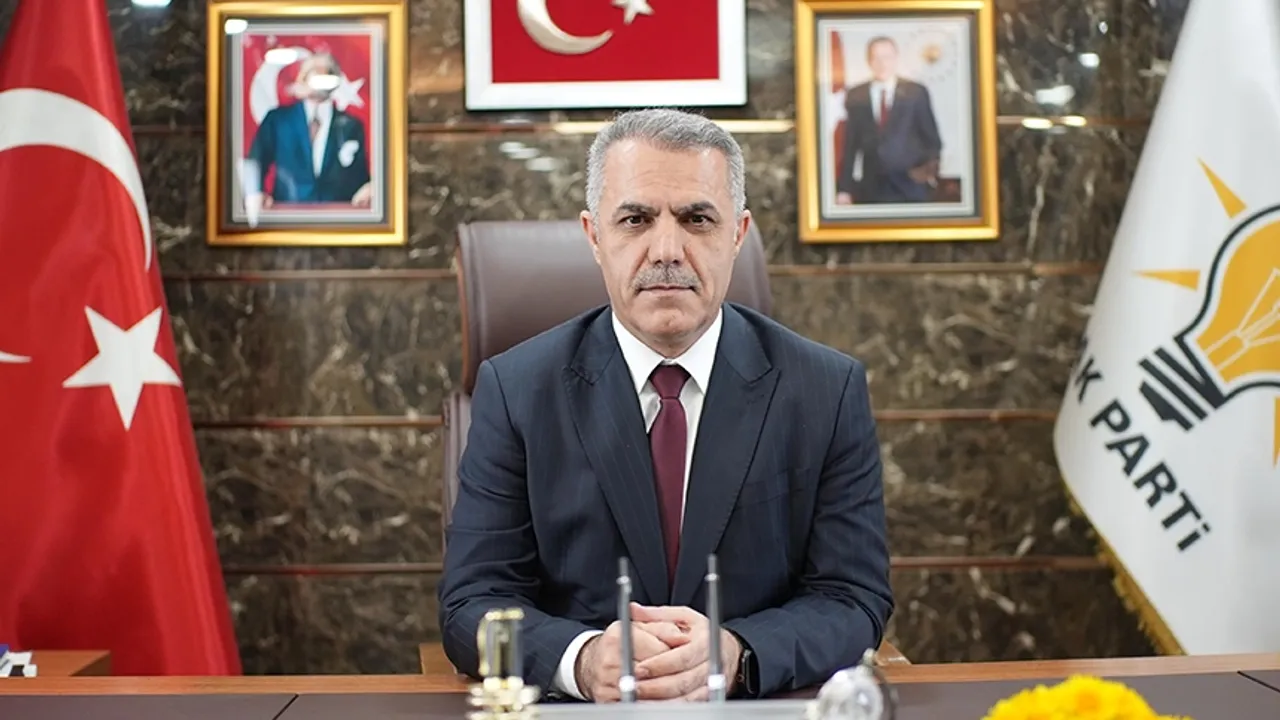 SİYASET