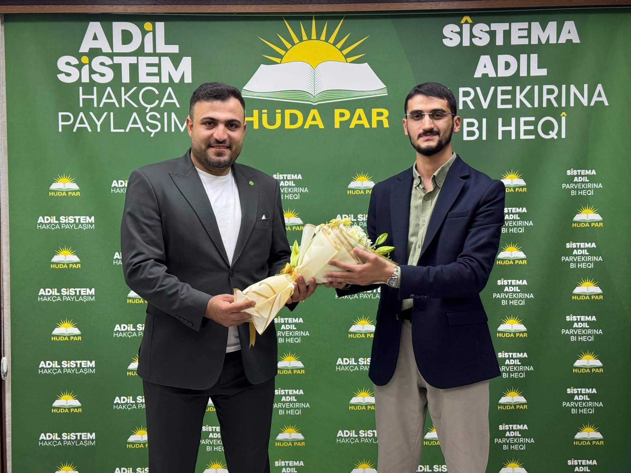 HÜDA PAR Batman Gençlik Kollarında Bayrak Değişimi