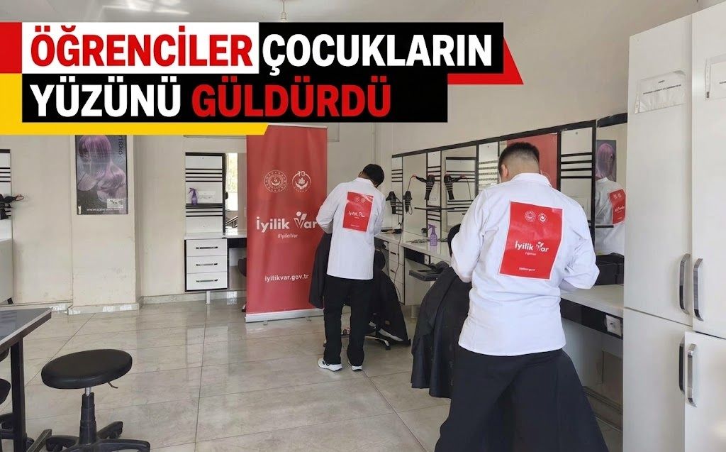 Öğrenciler Çocukların Yüzünü Güldürdü
