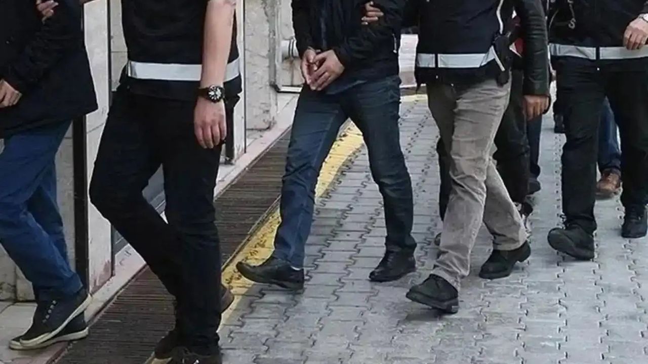 Aaçakçılık operasyonu: 18 kişi gözaltında