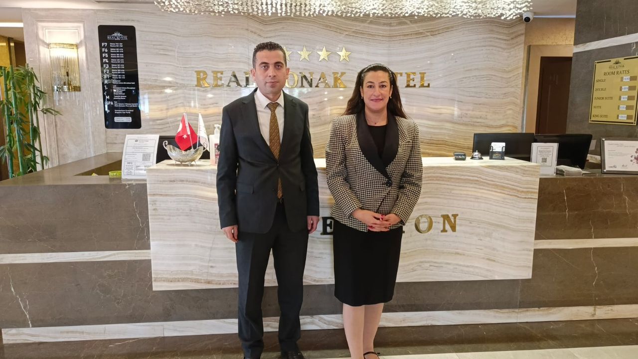 Real Konak Hotel; Şair Anne’yi Ağırladı