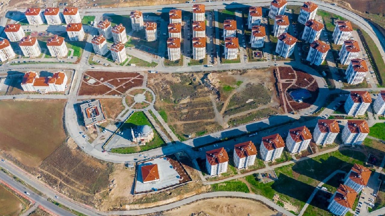 "Batman'a Uydukent ve köy imar projeleri yeniden başlatılmalı"