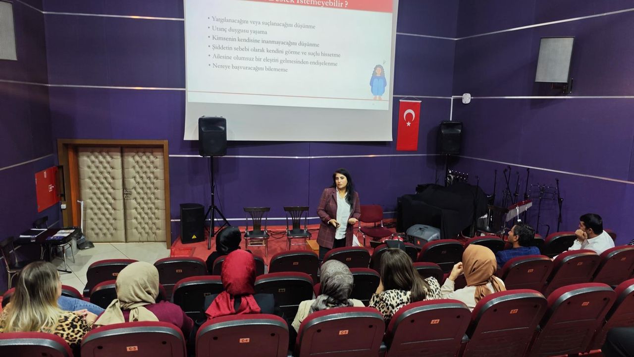 Kültür ve Turizm Personeline Kadına Yönelik Şiddet Eğitimi