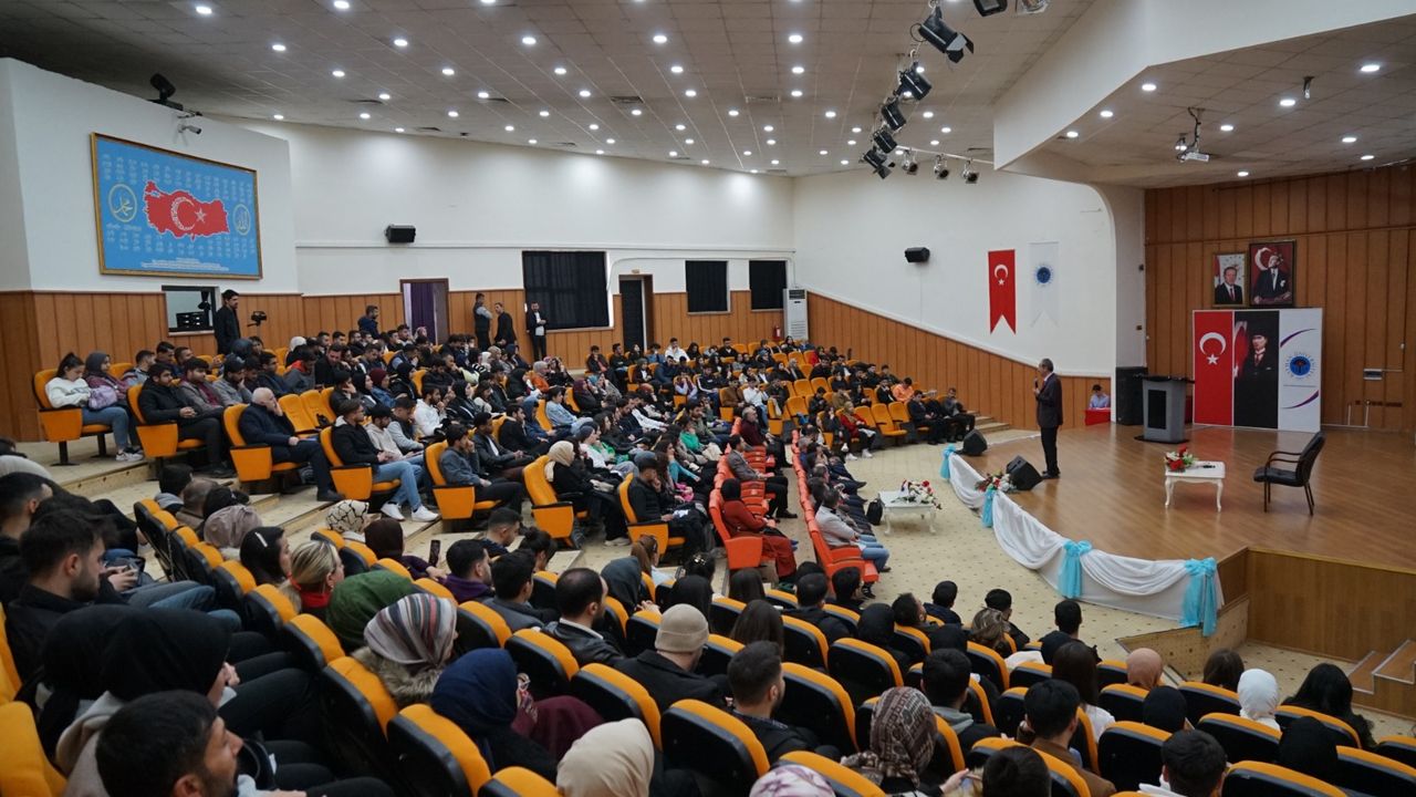 Üniversitede Sosyal Güvenlik Hakkı Konulu Konferansı