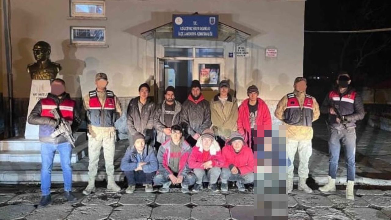 Bitlis'te 9 kaçak göçmen yakalandı, 4 organizatör tutuklandı