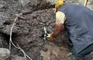 Su Kaçağı İhbarına Giden BASKİ Ekipleri Patlayan Abone Borusunu Buldu