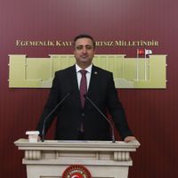 SİYASET
